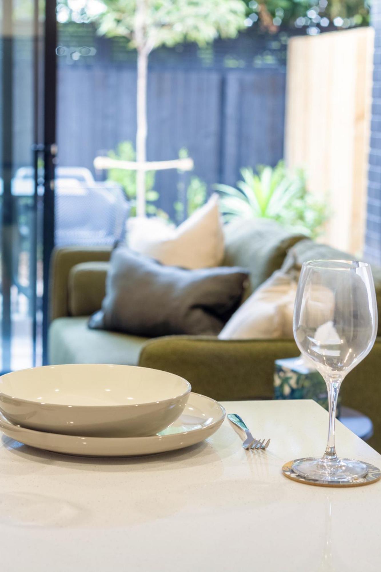 Merivale Gem: 2Br Townhouse Oasis 크라이스트처치 외부 사진